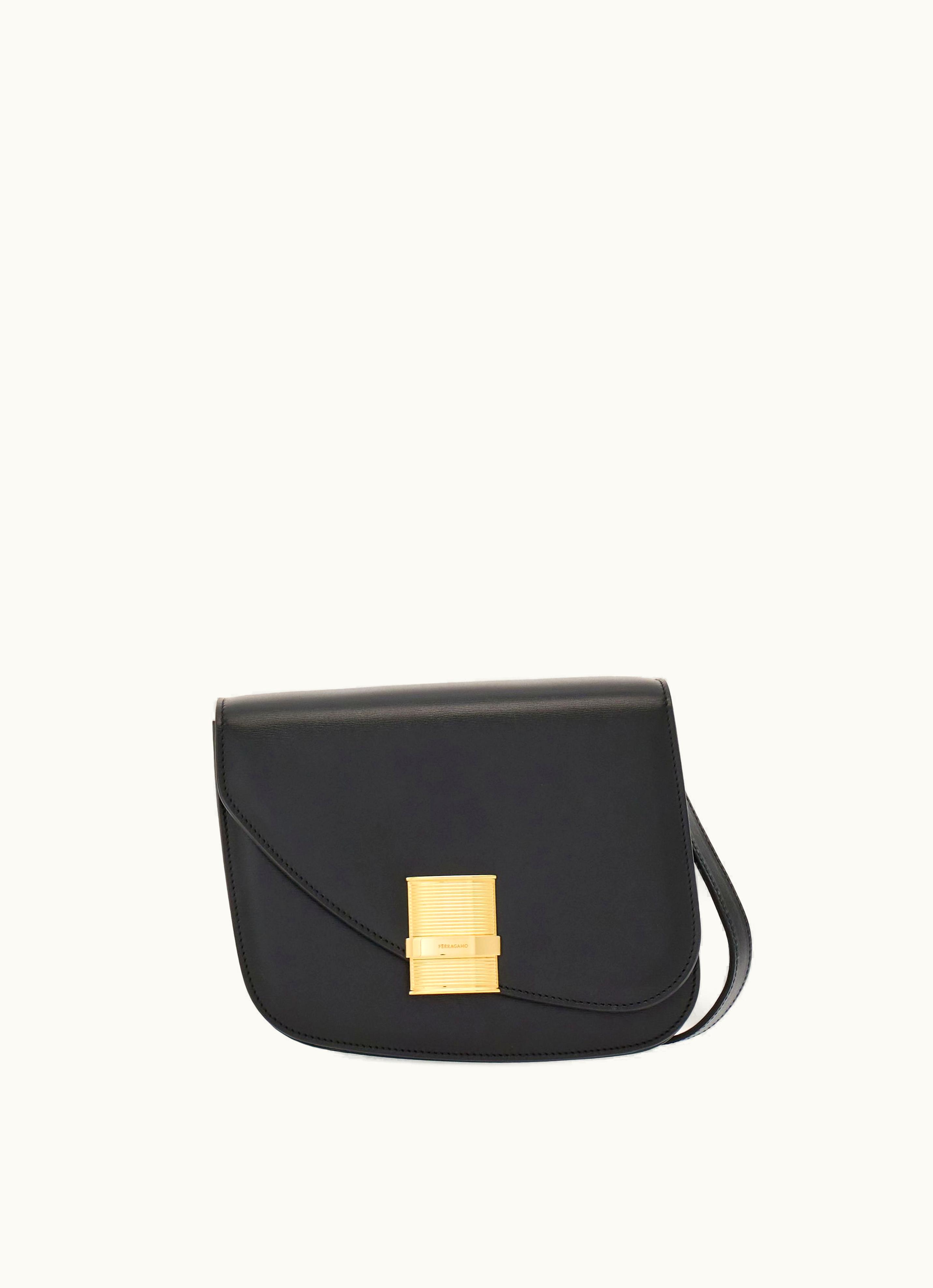 Ferragamo Ferragamo Fiamma Crossbody Bag (s) Black