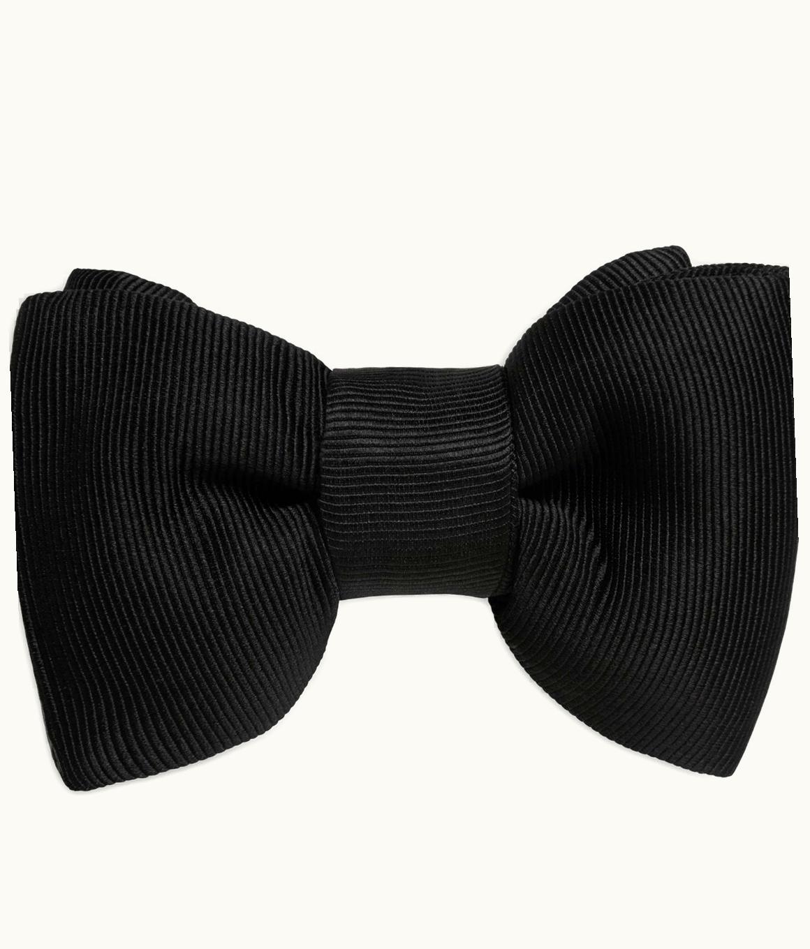 Tom Ford Tom Ford Grosgrain Classic PRE-TIED Evening Bow Tie