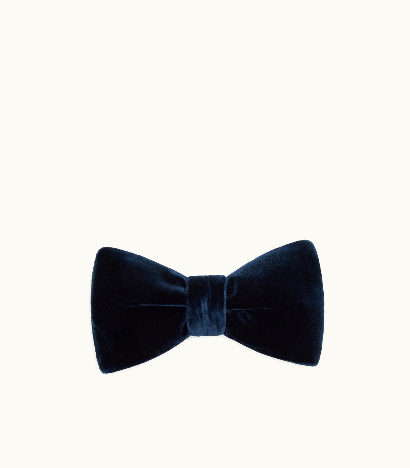 Tom Ford Tom Ford Compact Light Velvet Bow Tie