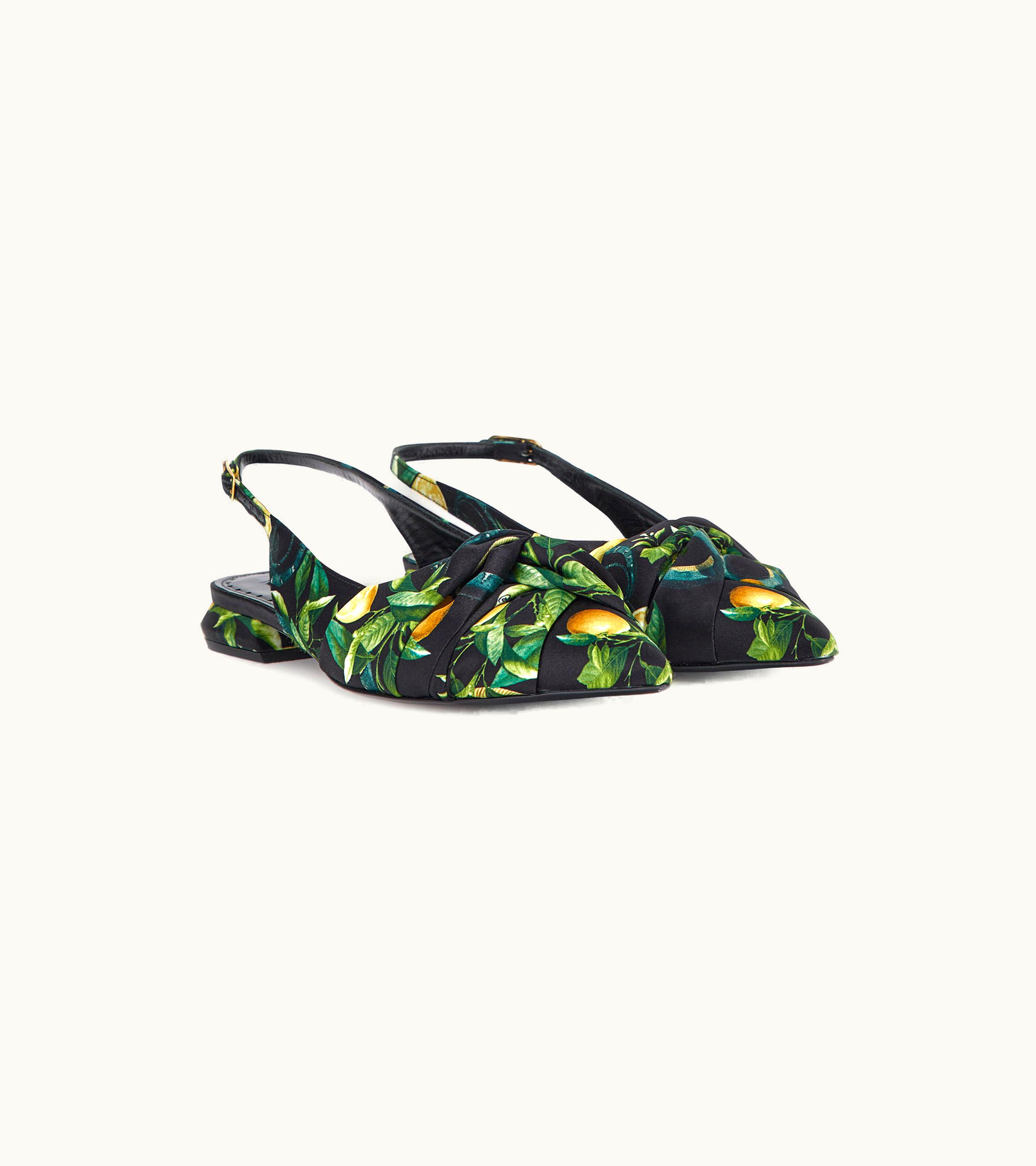 Roberto Cavalli Roberto Cavalli Le Pettegole Slingback With Lemon Print Black