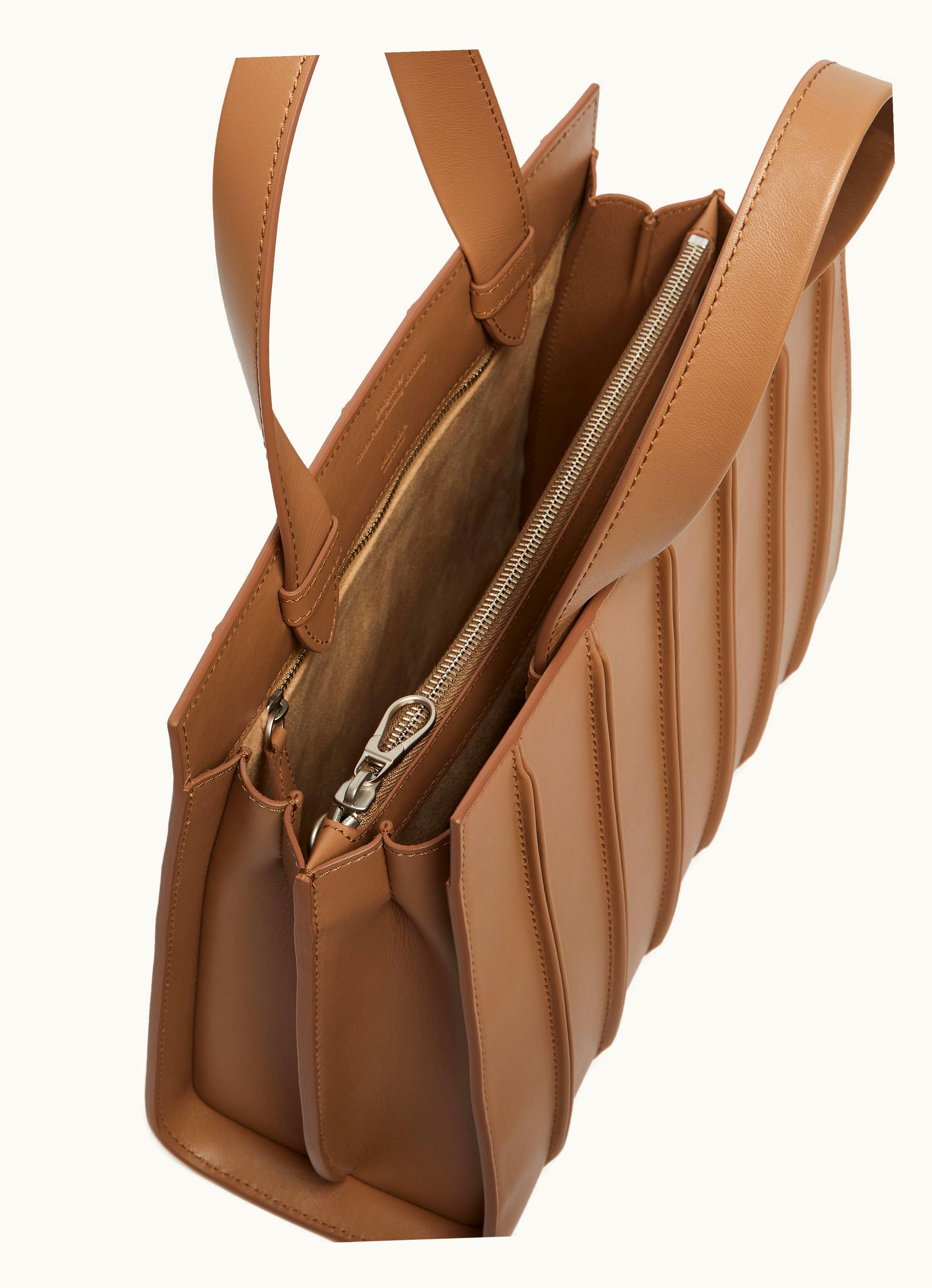 Max Mara Max Mara Medium Leather Whitney Bag Camel Whit8s