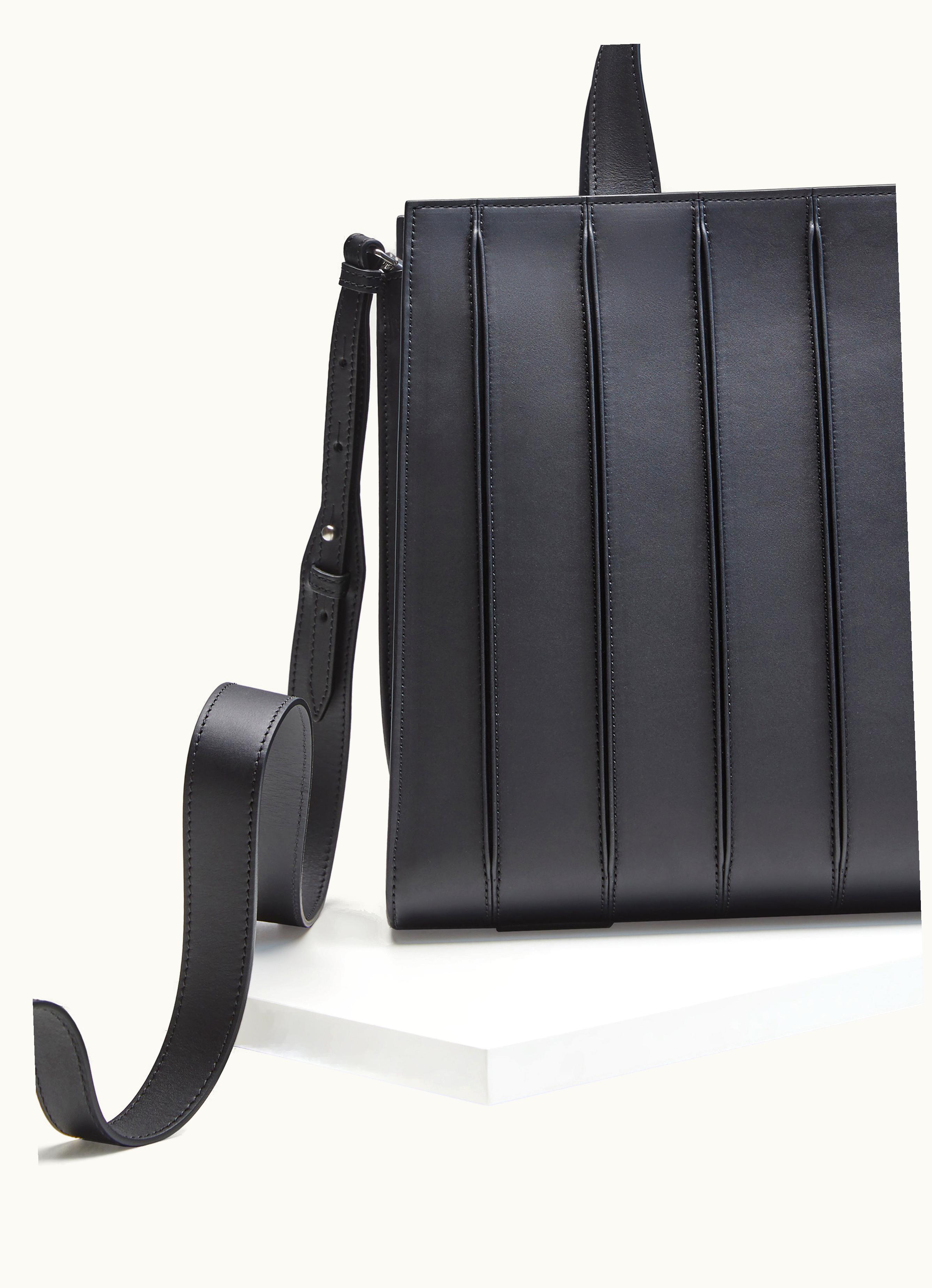 Max Mara Max Mara Large Whitney Bag Black Whit8