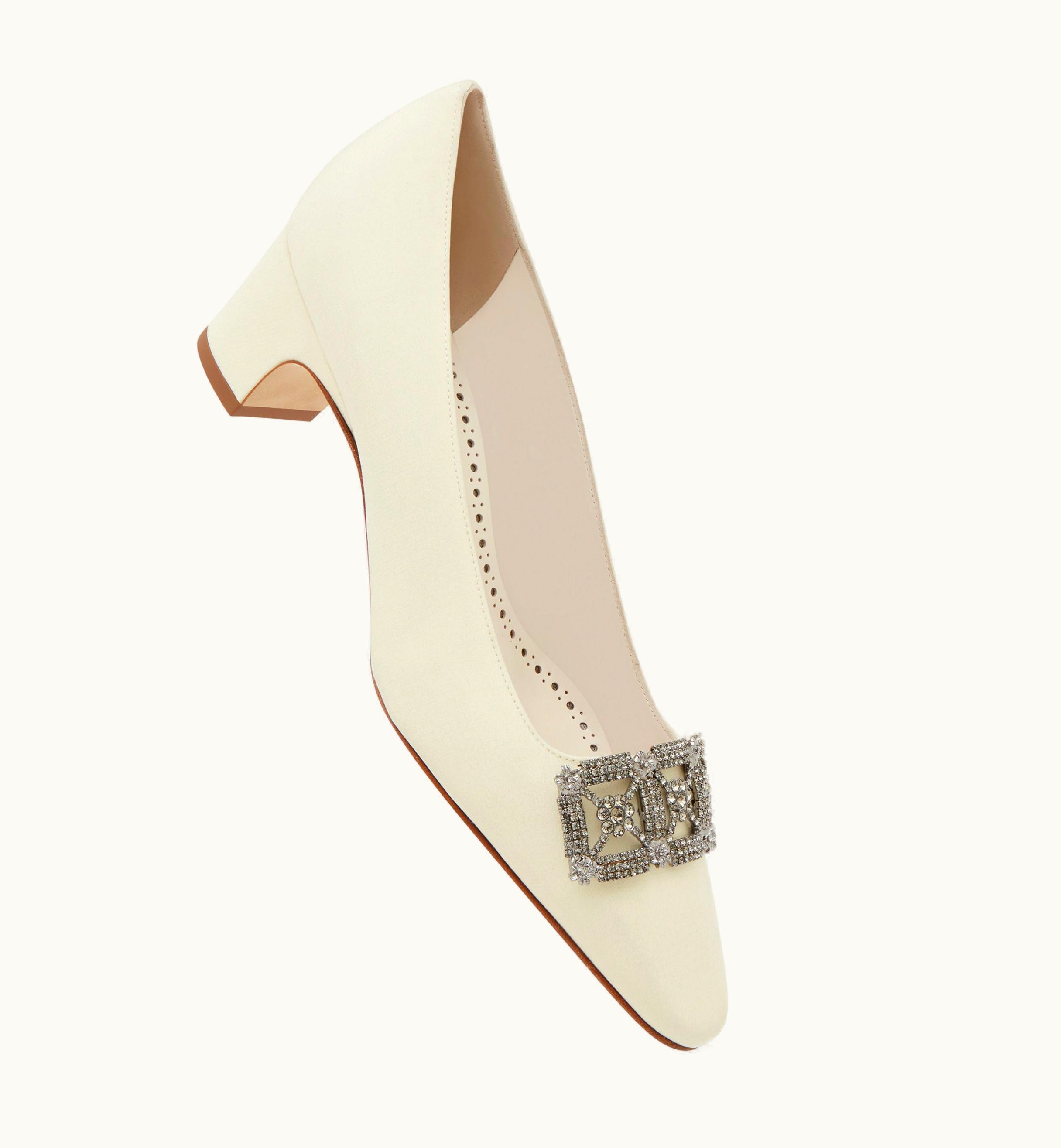 Manolo Blahnik Manolo Blahnik Silieraso Cream Crepe De Chine Pumps