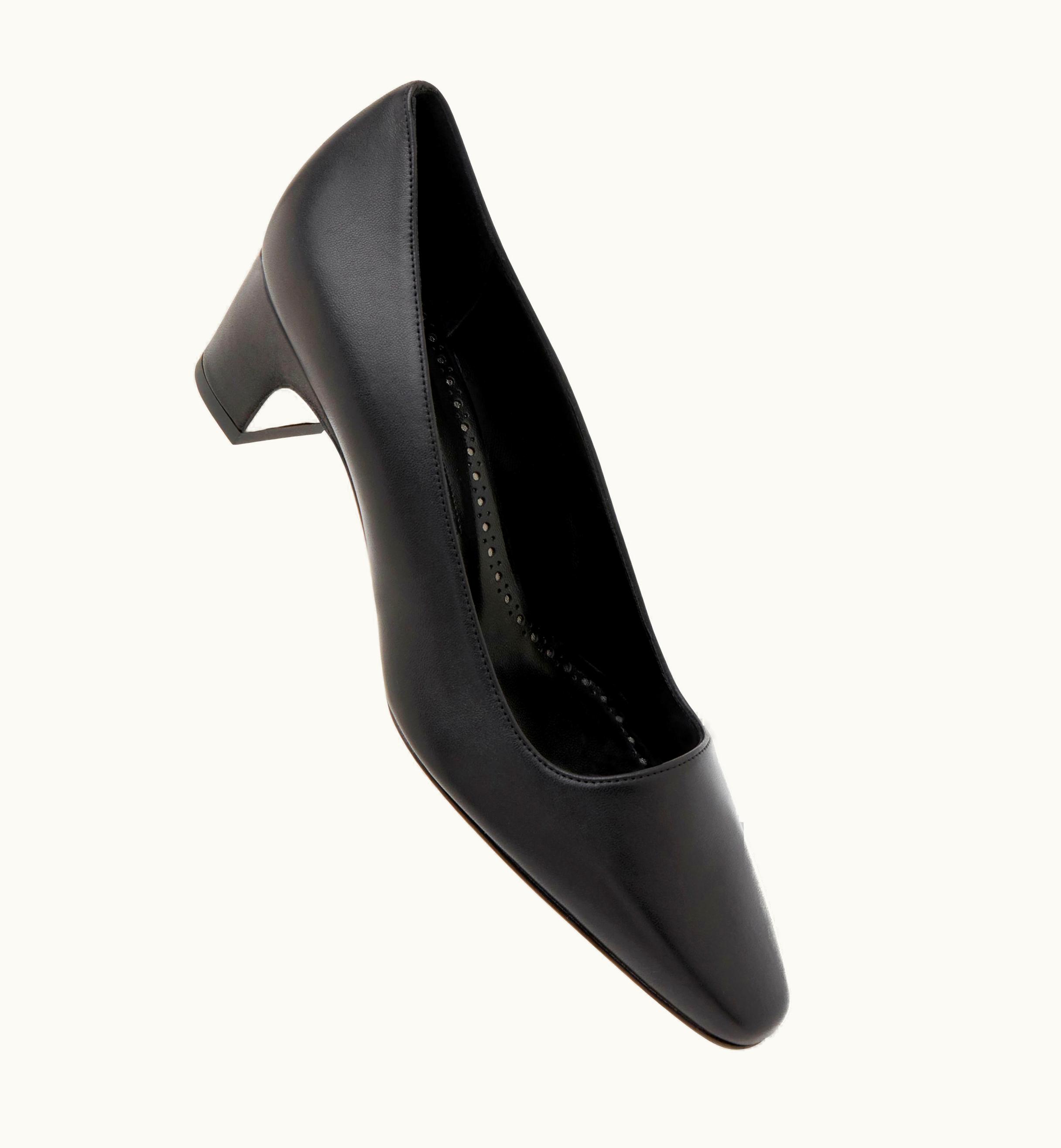 Manolo Blahnik Manolo Blahnik Silierasopla Black Nappa Leather Pumps