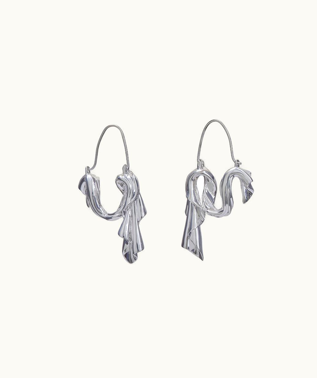 Anissa Kermiche Anissa Kermiche Dangling Drape Earrings (silver)