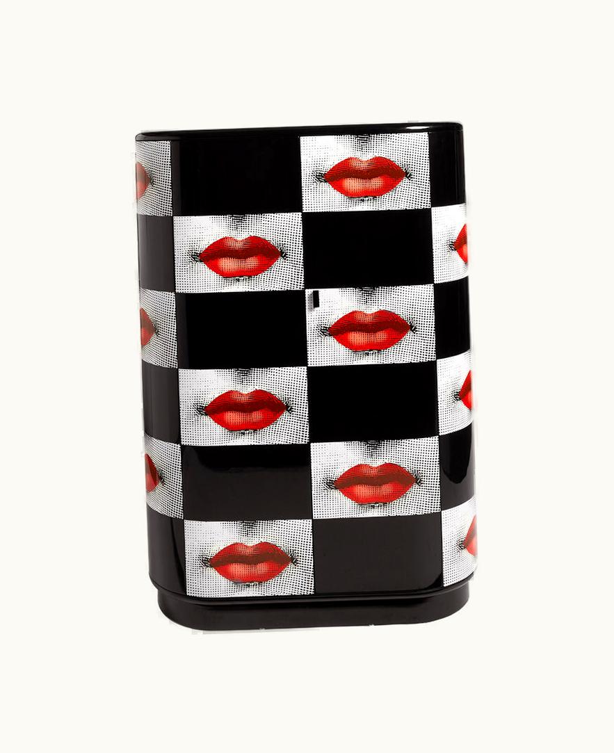 Fornasetti Fornasetti Curved Cabinet Kiss In White / Black / Red