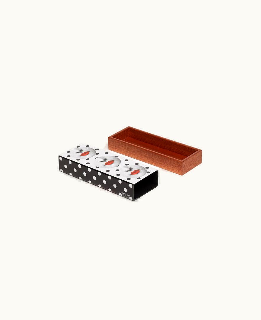 Fornasetti Box Comme Des Fornà In White / Black / Red