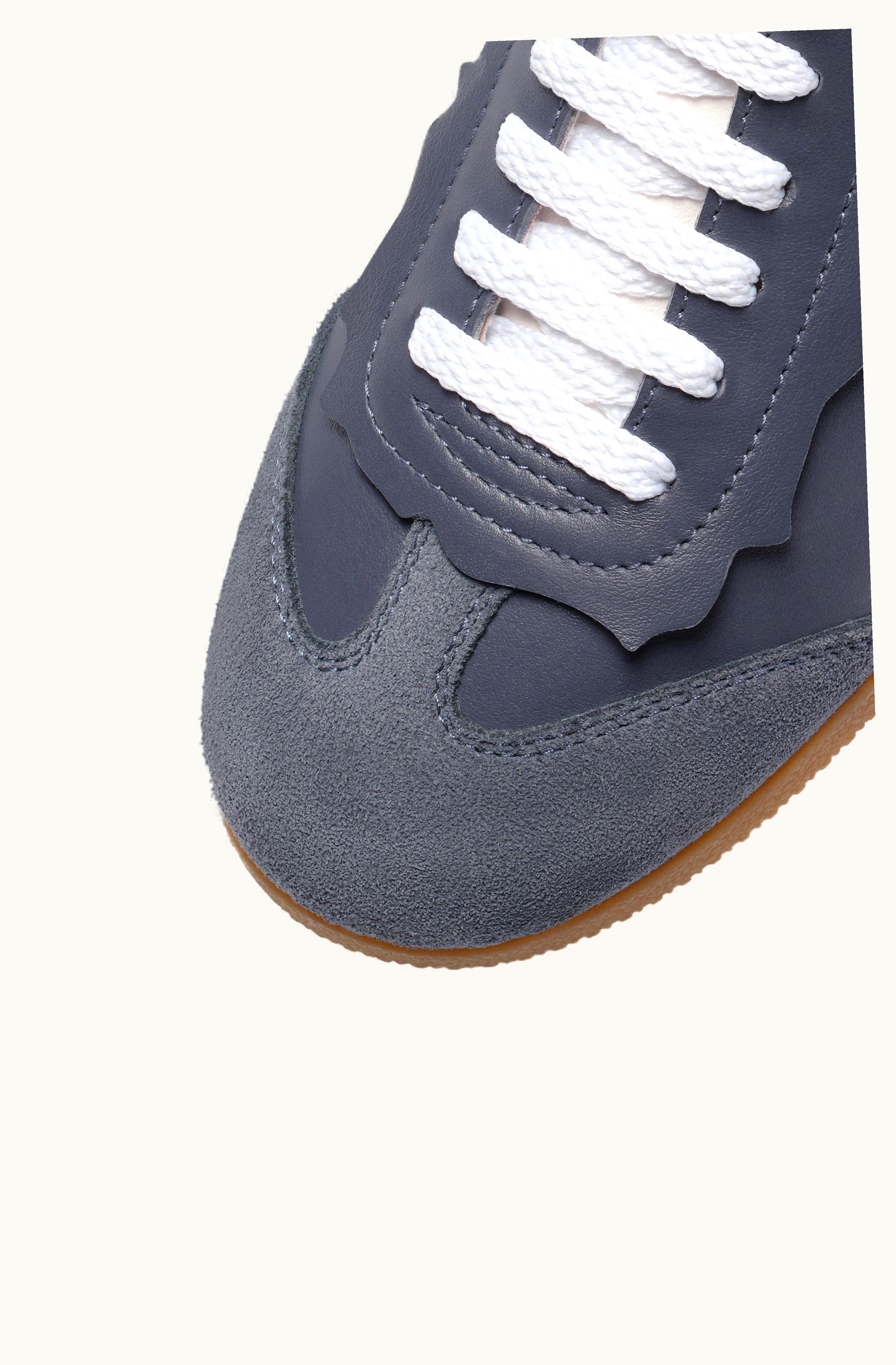 Maison Margiela Maison Margiela Featherlight Sneakers - White Suede Pewter