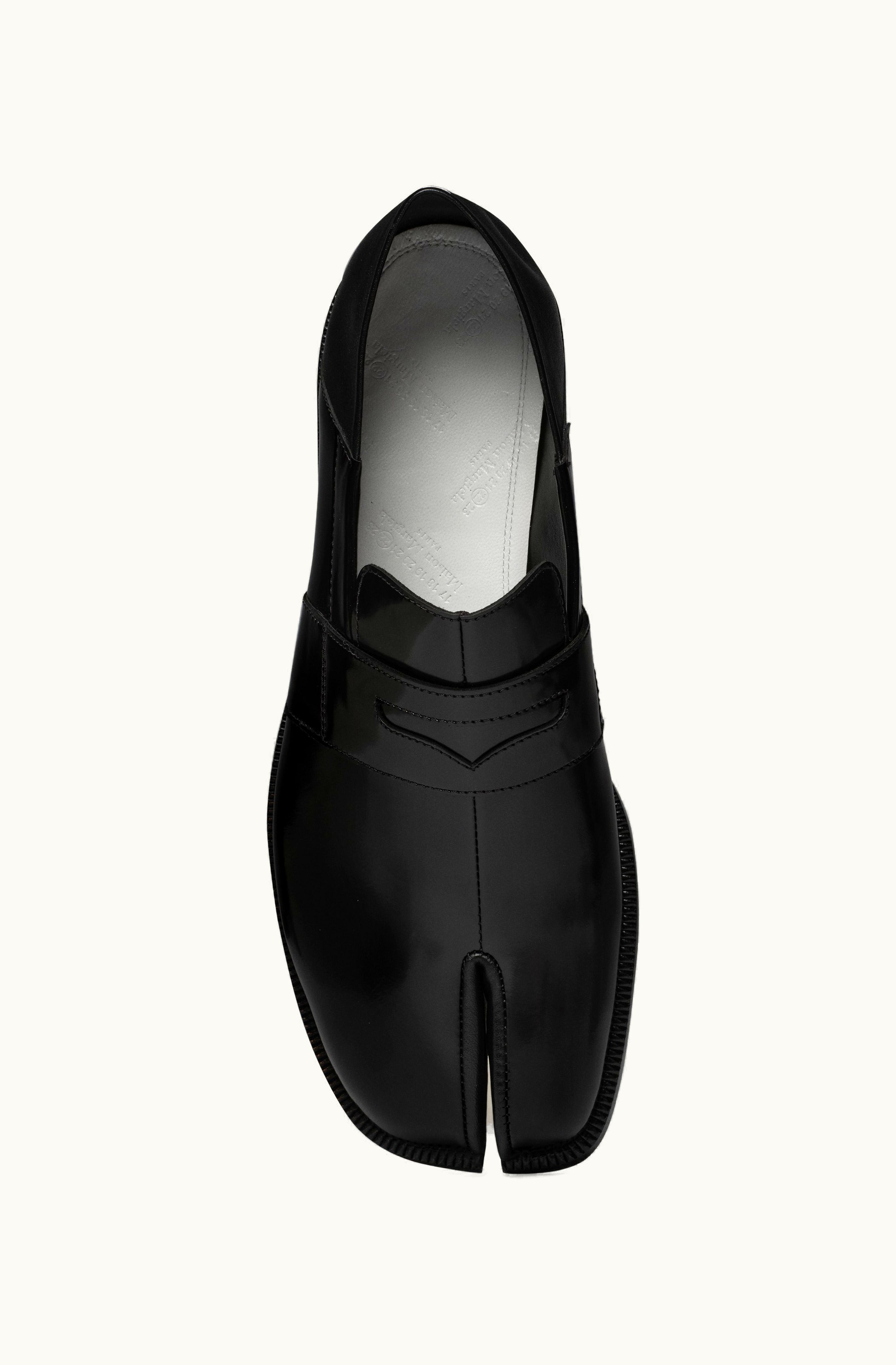 Maison Margiela Maison Margiela Women's Tabi Loafers Calf Leather Black