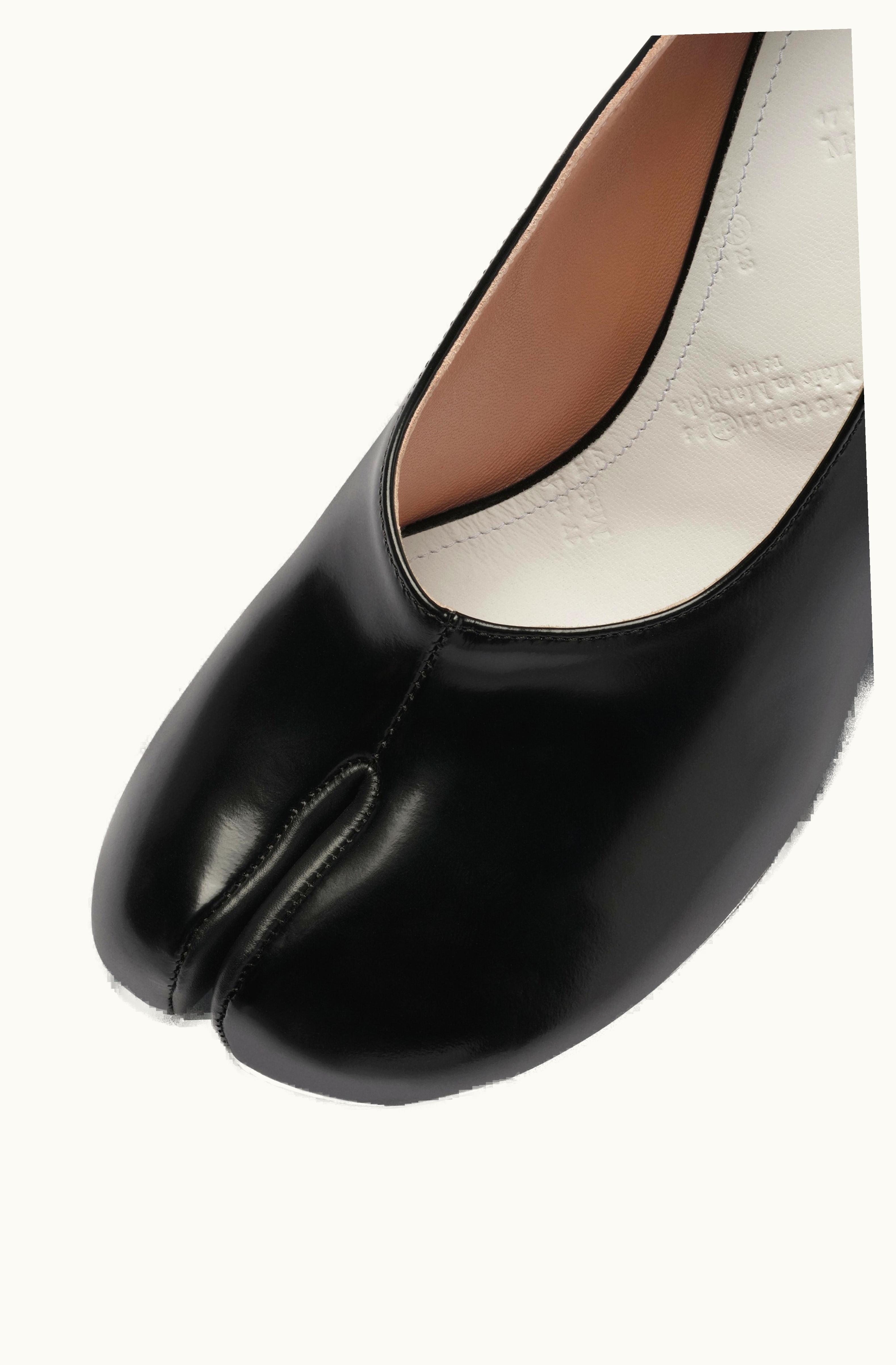 Maison Margiela Maison Margiela Tabi Leather Court Shoes Black