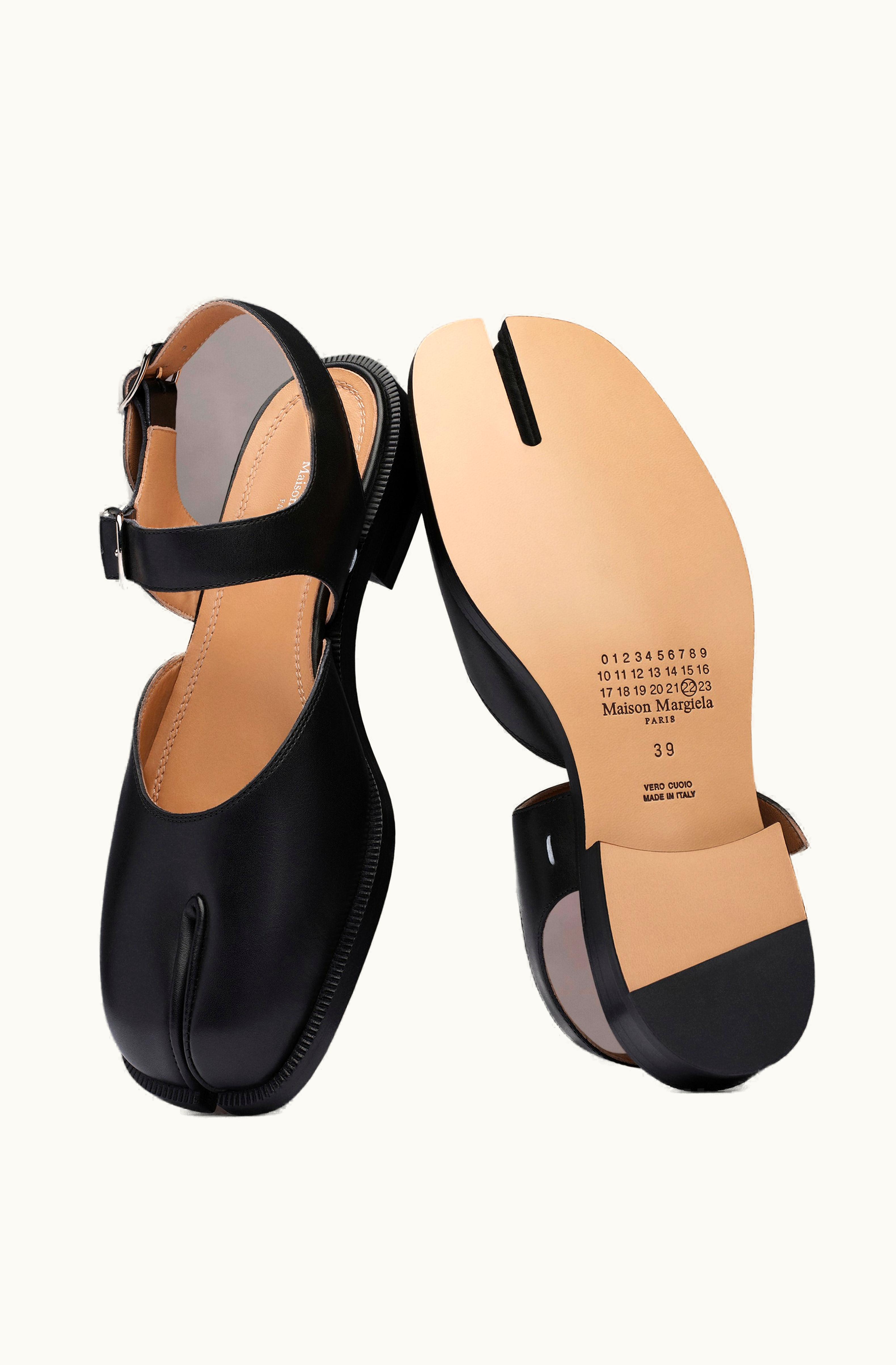 Maison Margiela Maison Margiela Tabi Sandals - Women's Leather Sandals Black