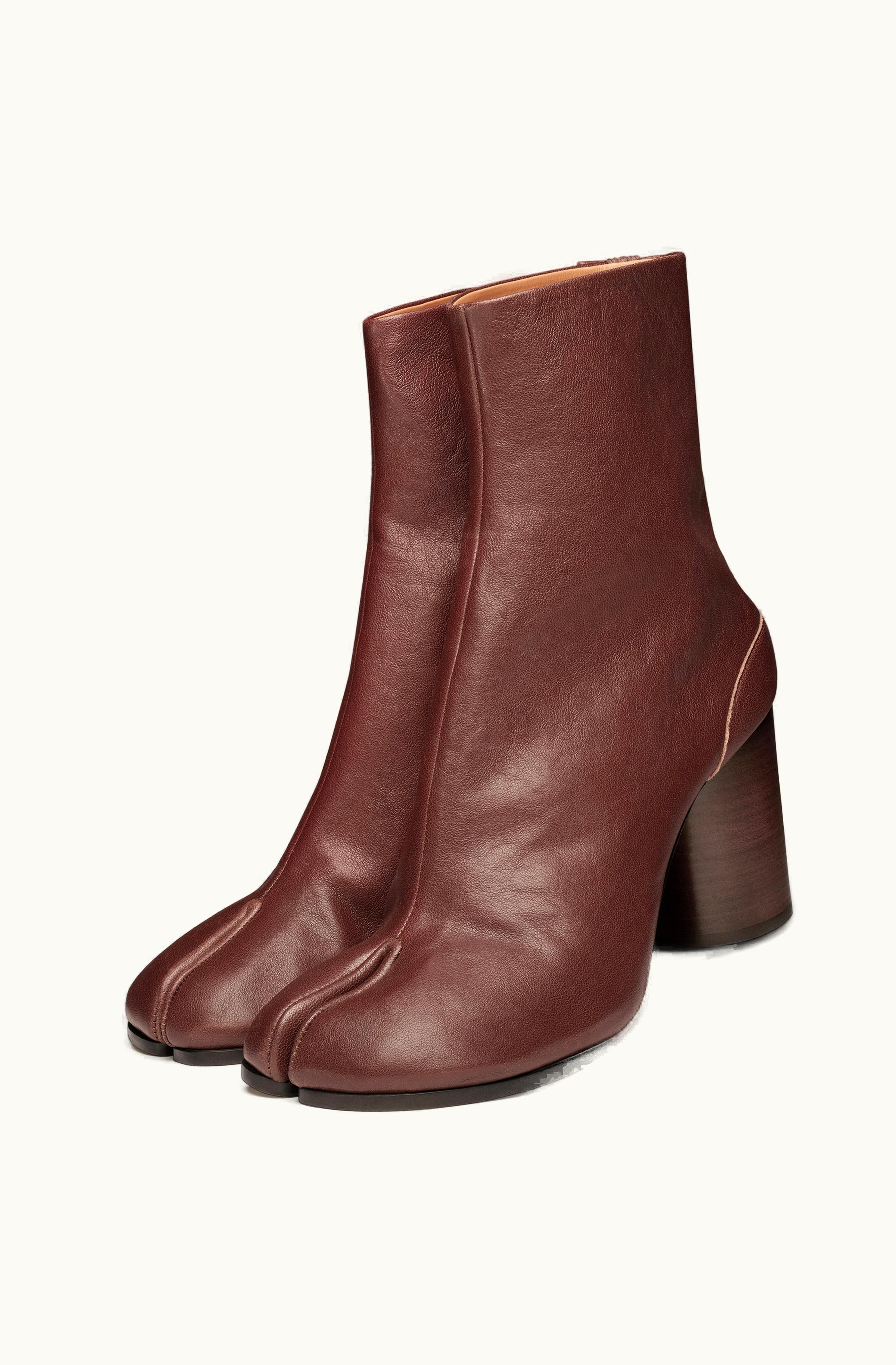 Maison Margiela Maison Margiela Women's Tabi Ankle Boots Dark Brown