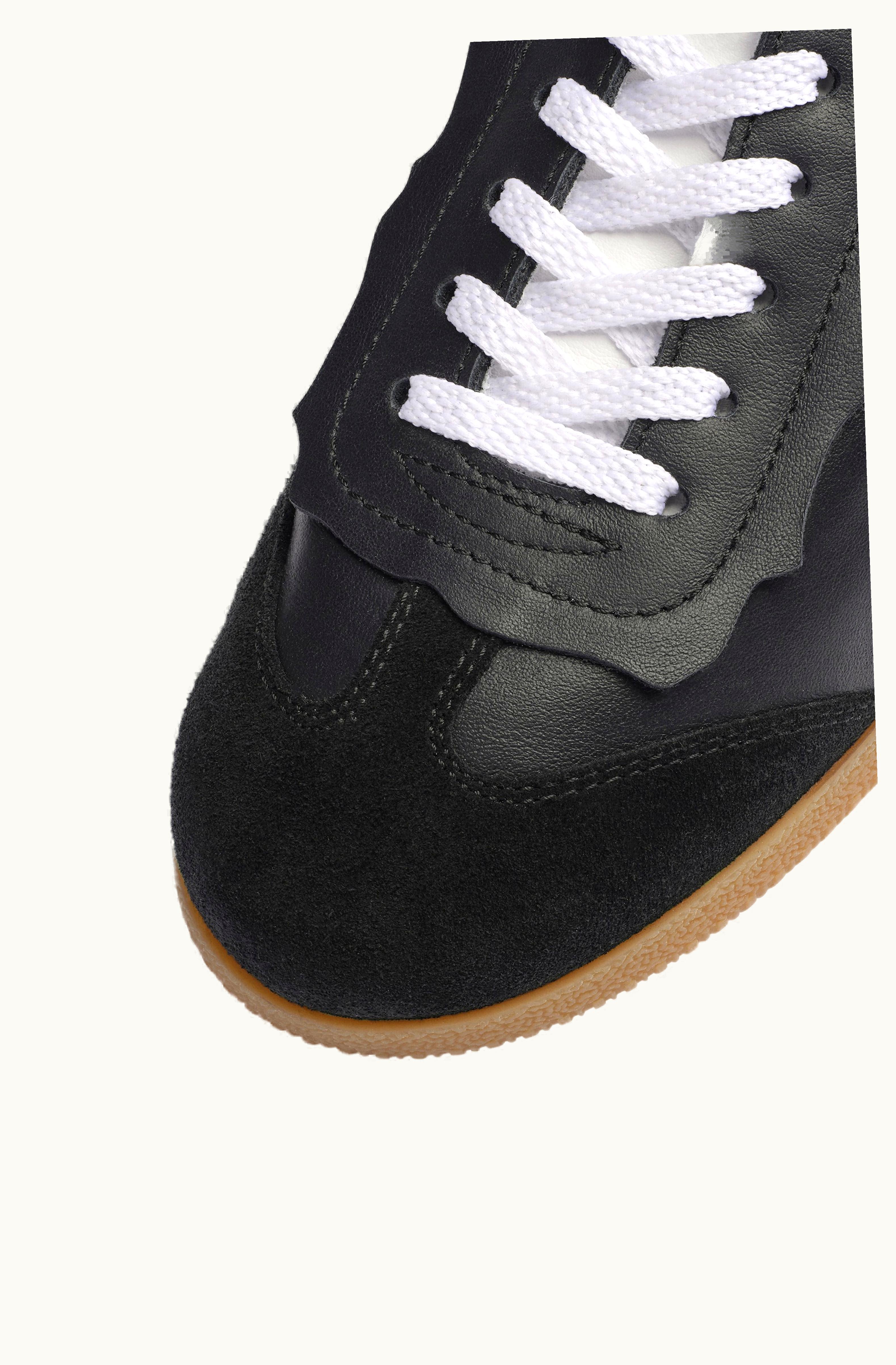 Maison Margiela Maison Margiela Featherlight Sneakers - White Suede Black