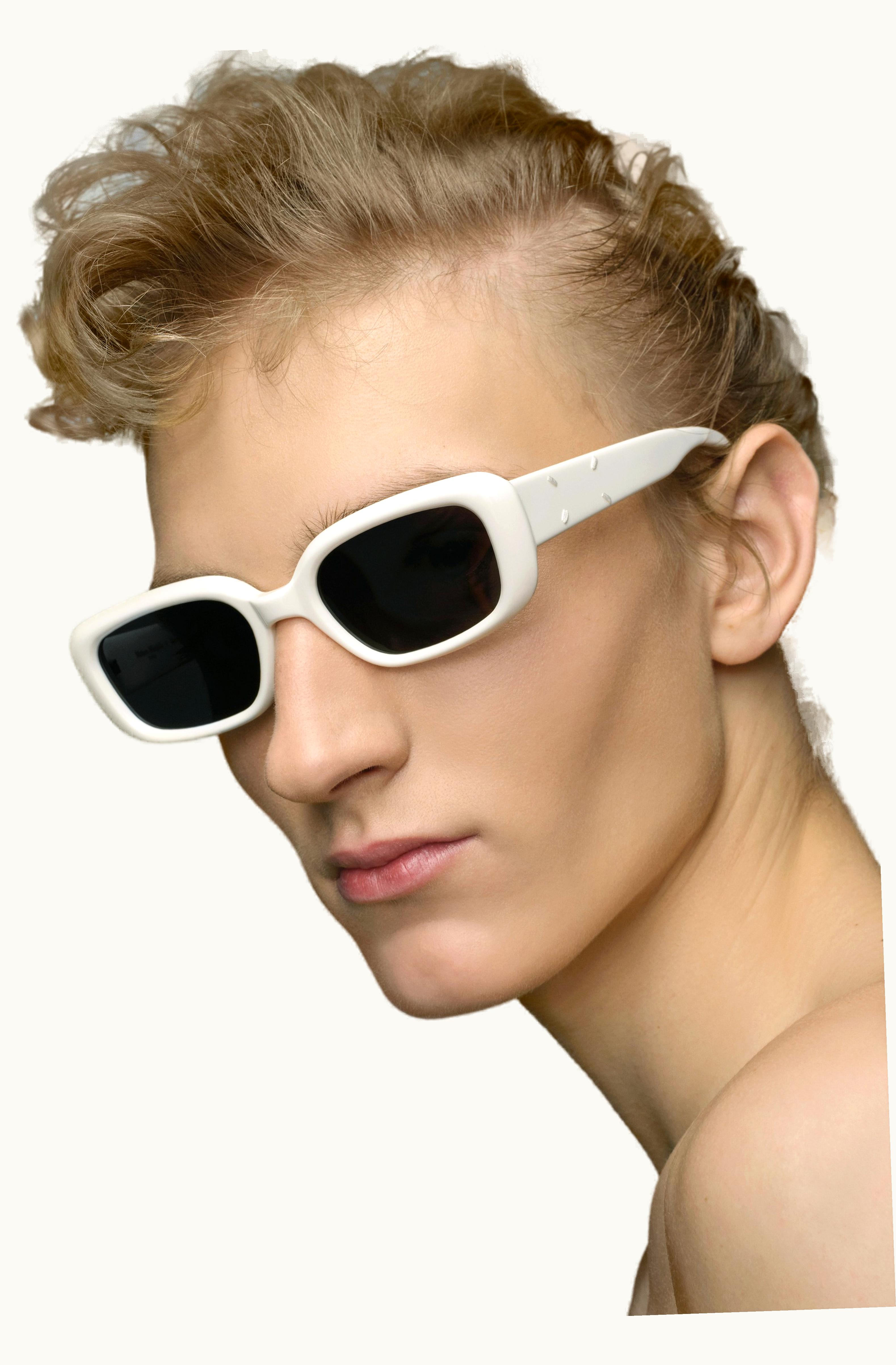 Maison Margiela Maison Margiela MM X Gentle Monster MM106 White