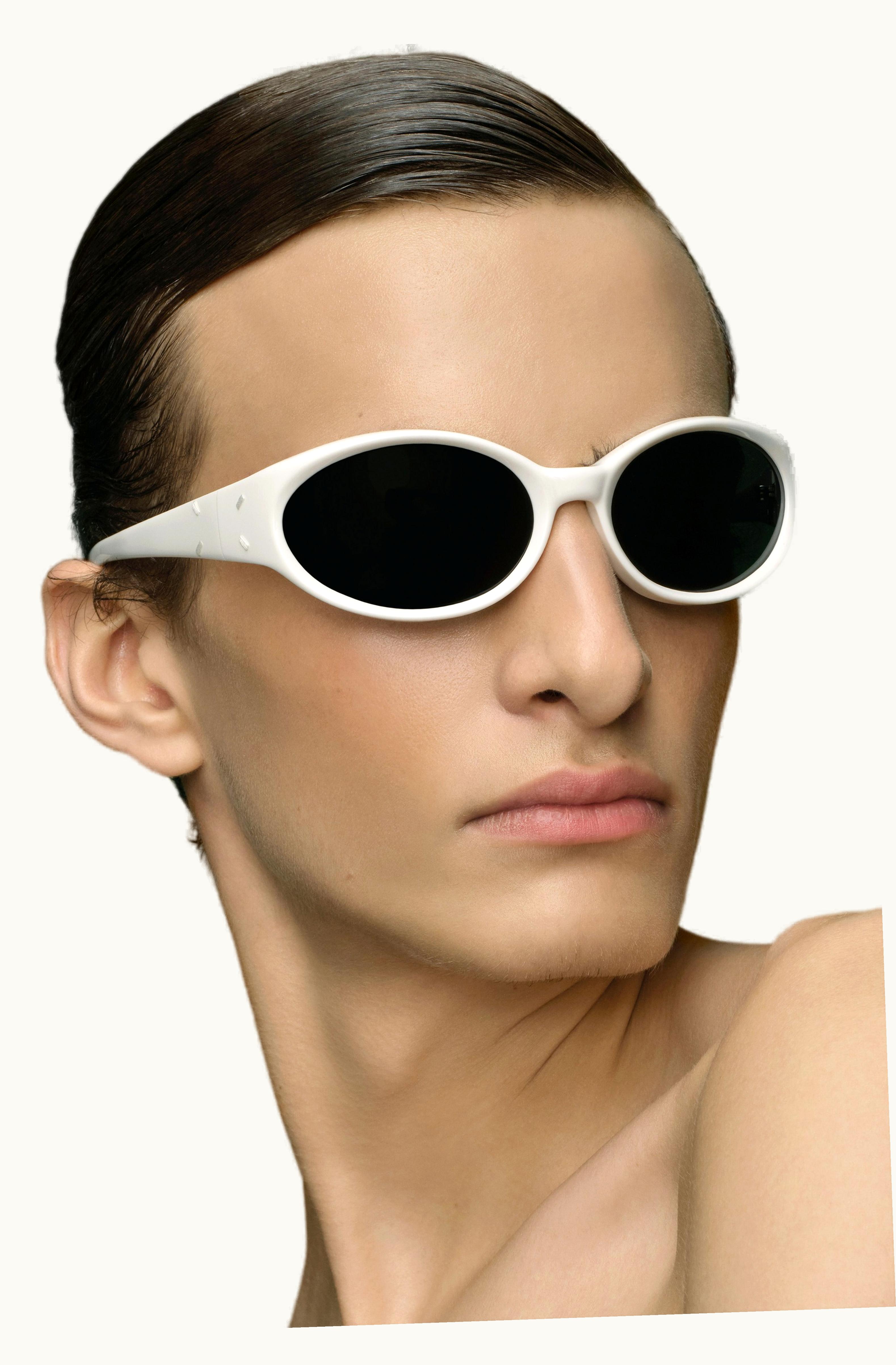 Maison Margiela Maison Margiela MM X Gentle Monster MM104 White