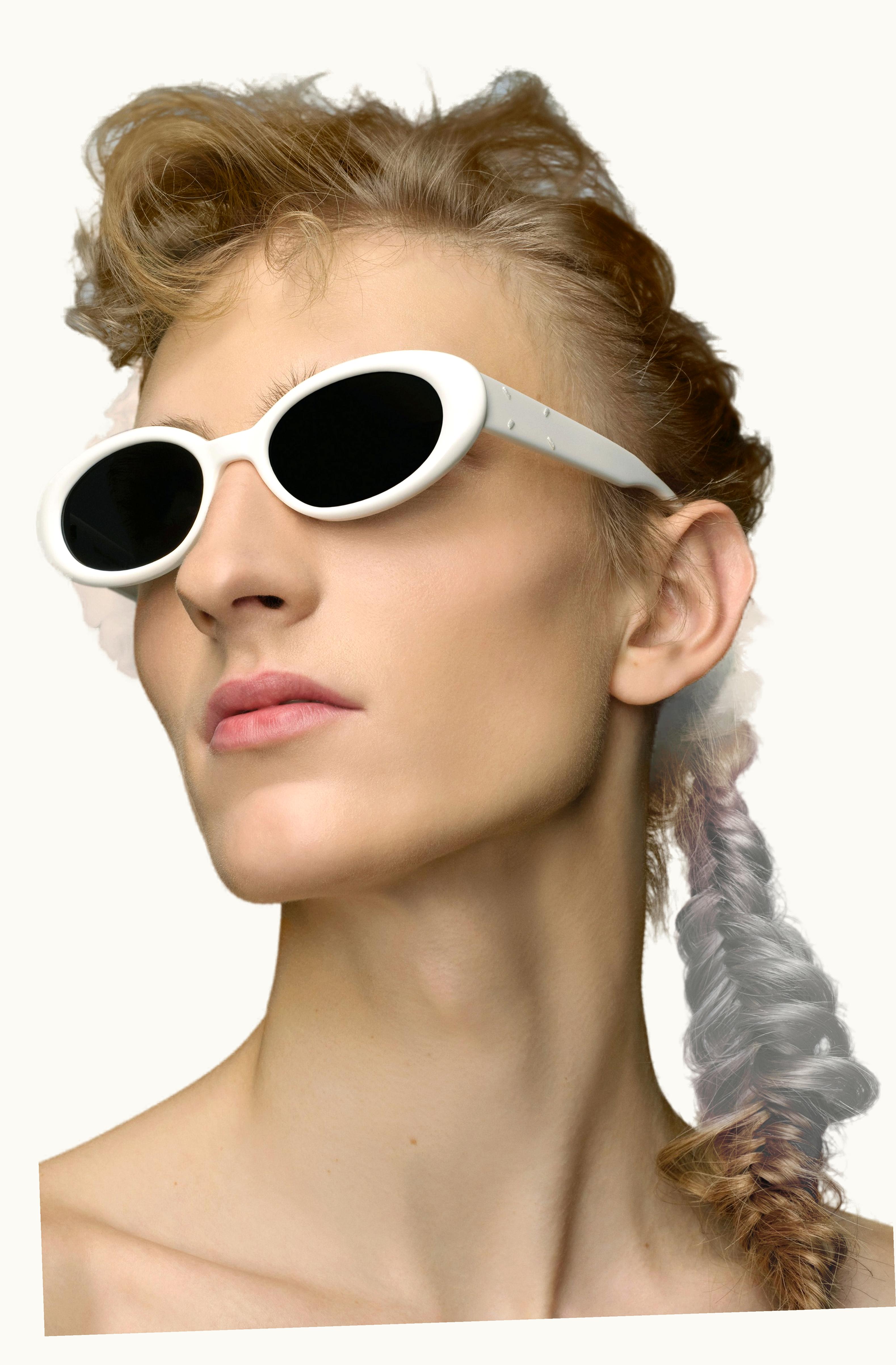 Maison Margiela Maison Margiela MM X Gentle Monster MM107 White