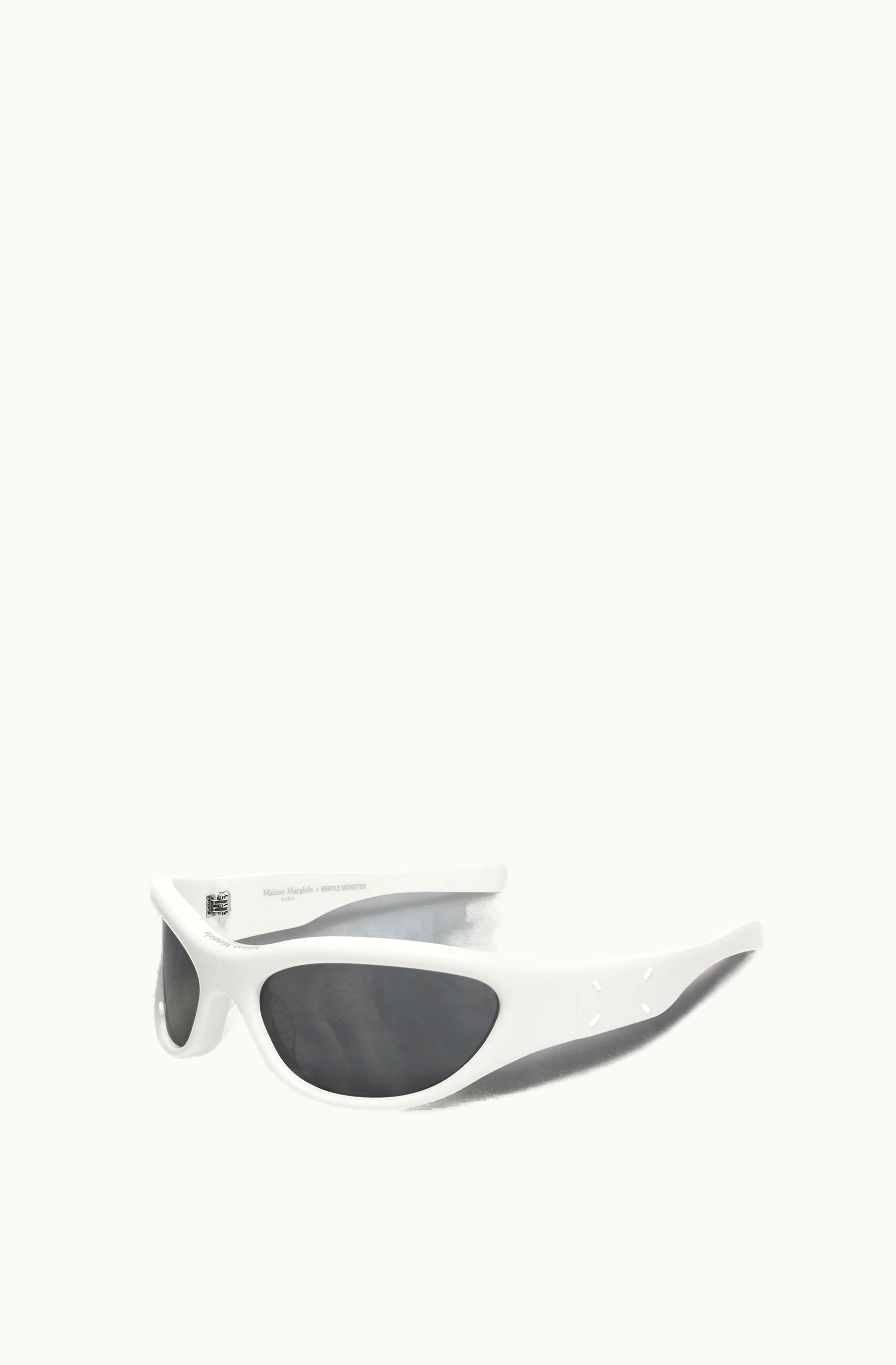 Maison Margiela Maison Margiela MM X Gentle Monster MM003 White